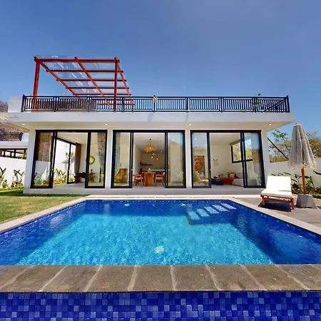 Private Villa With Pool & Roof Top - Ocean View