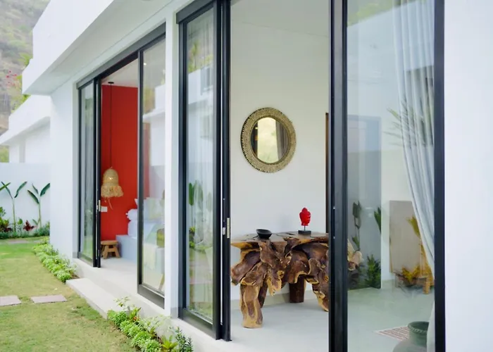 Bacchanalia - 2 Bedrooms-pool-garden-rooftop *